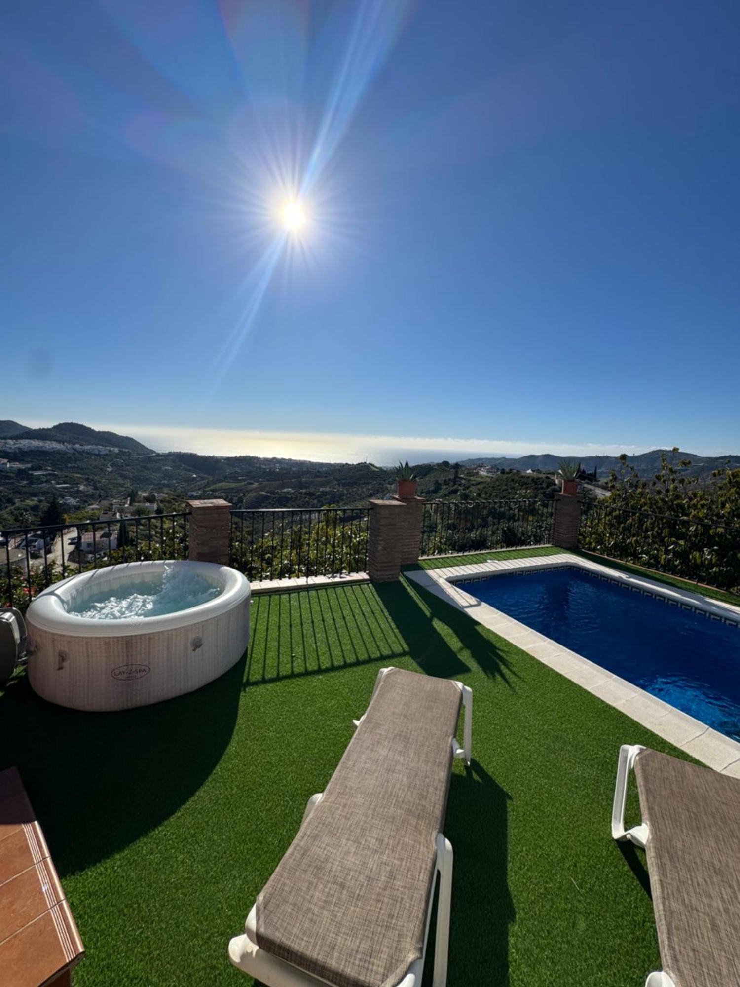 Villa En Frigiliana Con Piscina, Jacuzzi Y Espectaculares Vistas Esterno foto